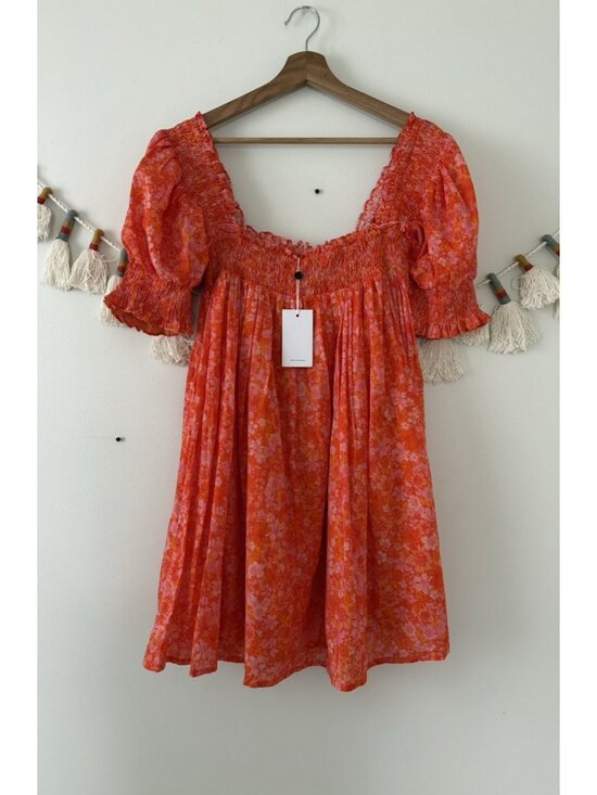 Lovers + Friends Dresses & Skirts - Lovers + Friends Reston Mitzy Ditsy Floral Smocked Mini Dress Orange Feminine M